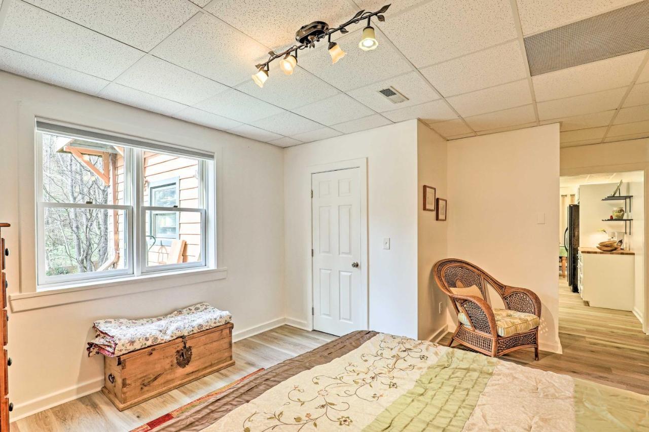 Asheville Mountain Getaway With Patio And Koi Pond! Extérieur photo
